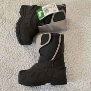 NWT Child's Gray/Black Itasca Snow Cat Winter Boots Size 6T